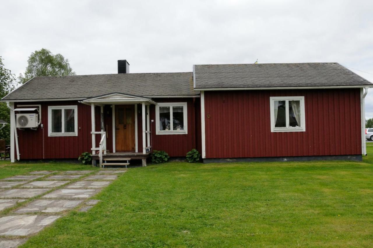 Ida'S Stuga Karungi Exterior photo